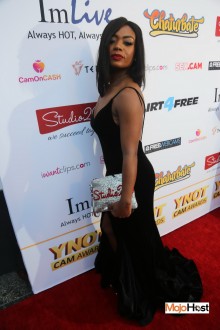 ynotcams2018_redcarpet068